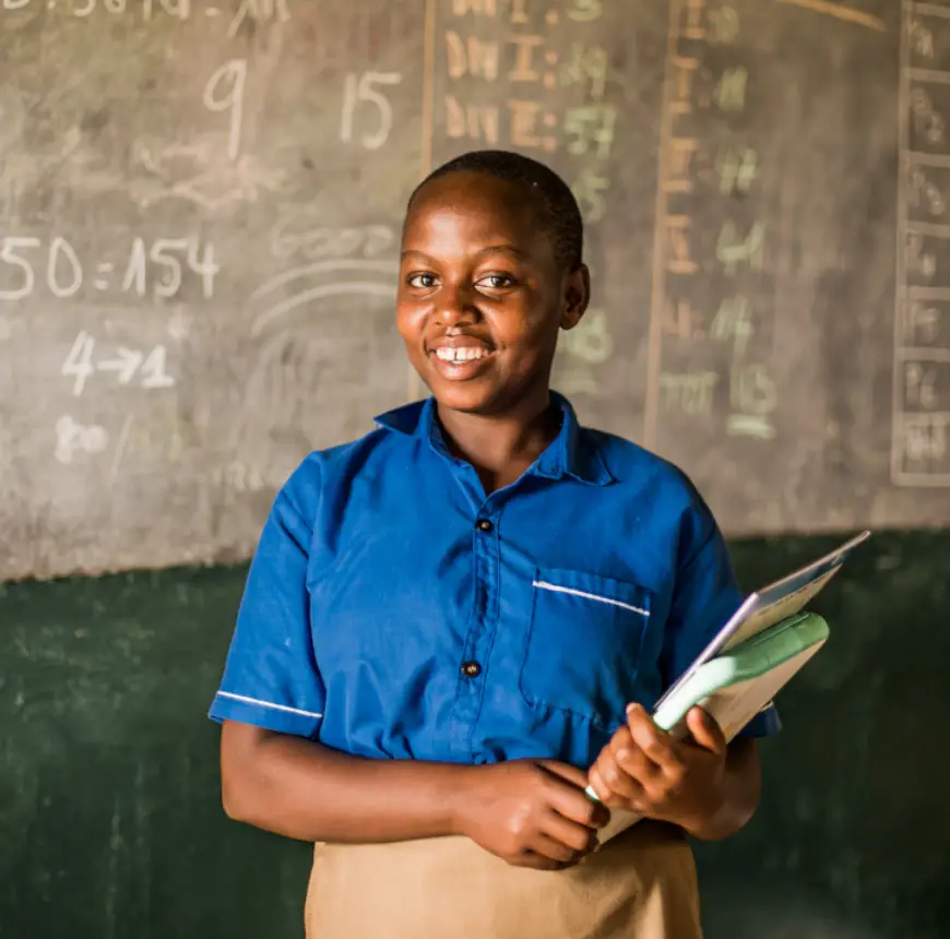 Girl learning about her rights at the youth club