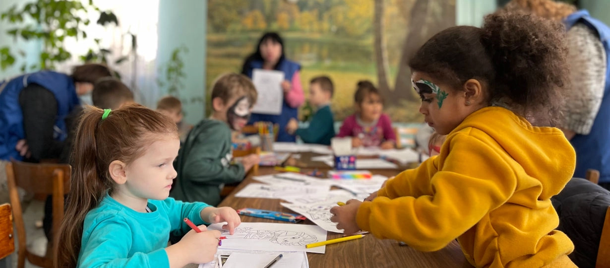 A classroom with children in Modova