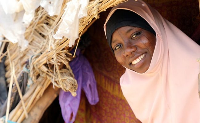 At just 15-years-old, Fanta, a young refugee from Nigeria, faced the social and cultural pressures of an arranged marriage to a man three times her age. Although her father dictated this fate, Fanta courageously defied the established norms and succeeded in breaking off the marriage.

Forced to leave her home and seek refuge in Niger more than four years ago due to attacks in her country by armed groups, Fanta and her family live in precarious conditions. So when a man in his 40s offered Fantas father a sizable dowry to marry his daughter, he agreed to give her away in marriage.

"It was very devastating news for me, I started crying, says Fanta. I told my mother that I wasn't interested in marriage. I wanted to continue my business of selling pancakes and also learn sewing so that I could become a fashion designer. I'd already enrolled on the sewing course. I just don't feel ready to get married."