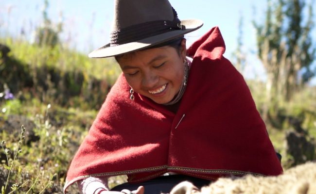 Laurita, 19, does farm work to pay for mobile data to continue her studies